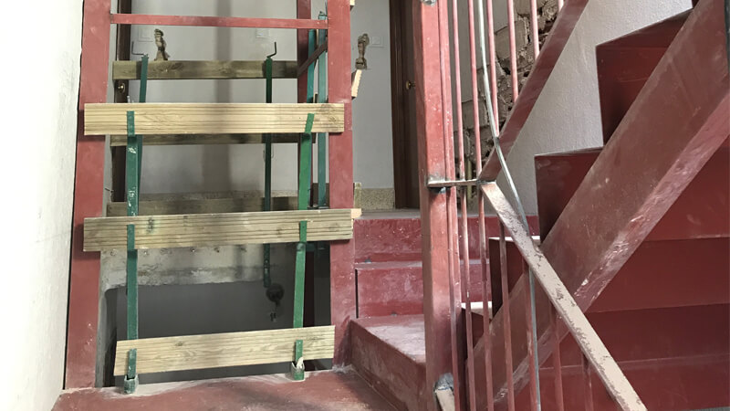 escaleras-metalicas-reforma-ascensor